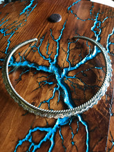 Load image into Gallery viewer, Artisan Jewelry Ala Blanca Hand Stamped Heart Scalloped Rope Collar German Silver