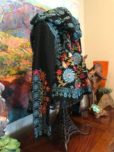 Load image into Gallery viewer, Johnny Was Aurelio Short Hoodie Medium Black
