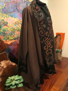 Artisan Alpaca Sweater Shawl Peru Black Brown Hand-Finished Embroidered