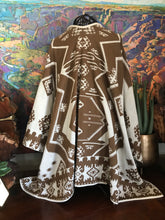 Load image into Gallery viewer, Artisan Caamano Alpaca Shawl Peru Southwestern White Brown Reversible
